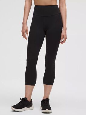 lululemon athletica Black Ankle Cropped Leggings